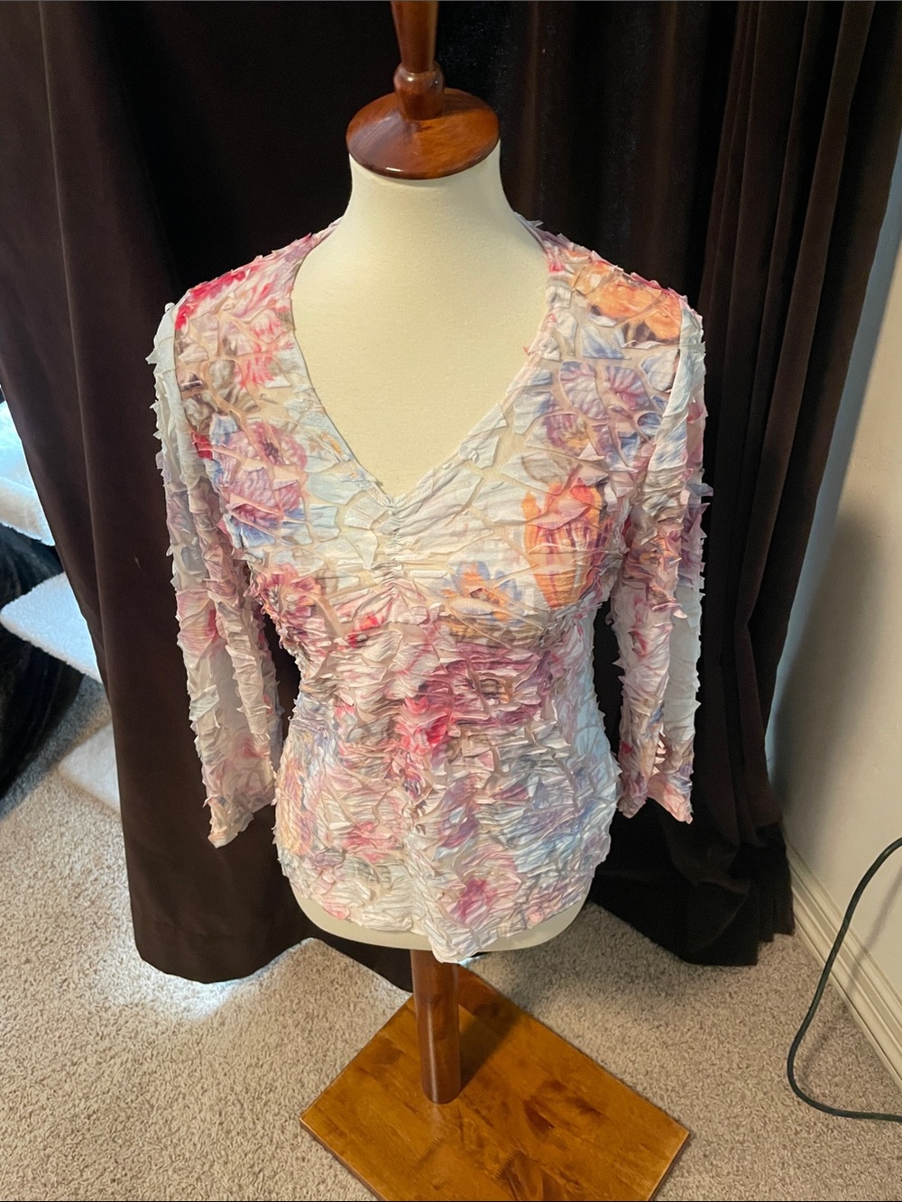 Women’s Pink Floral V-Neck Top
